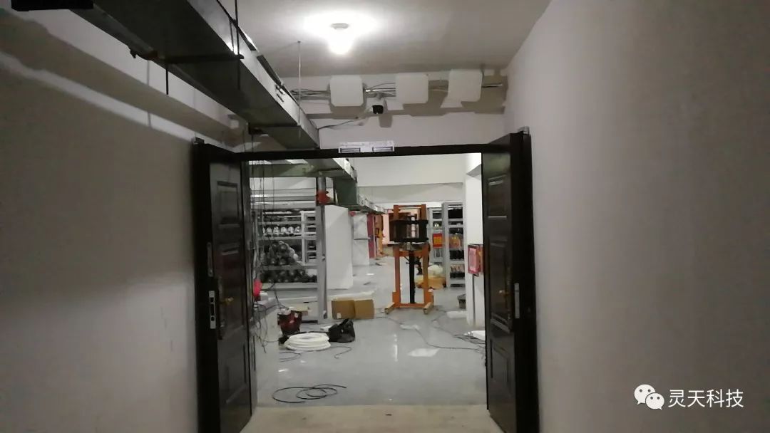 rfid標簽，rfid手持機，rfid打印機，rfid電子標簽，柔性抗金屬電子標簽，rfid讀寫器，超高頻標簽